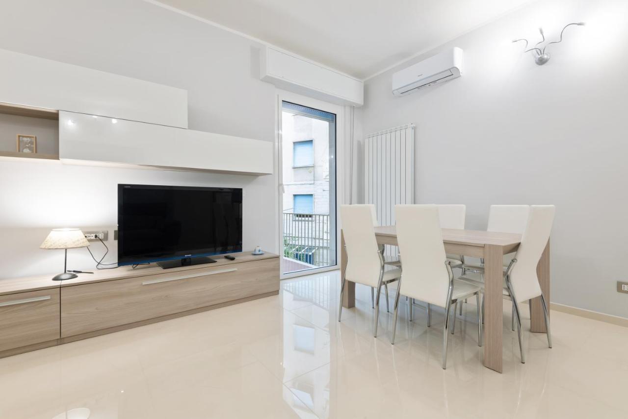 Modern Flat 250 Mt From The Sea - Albissola Marina Apartment ภายนอก รูปภาพ