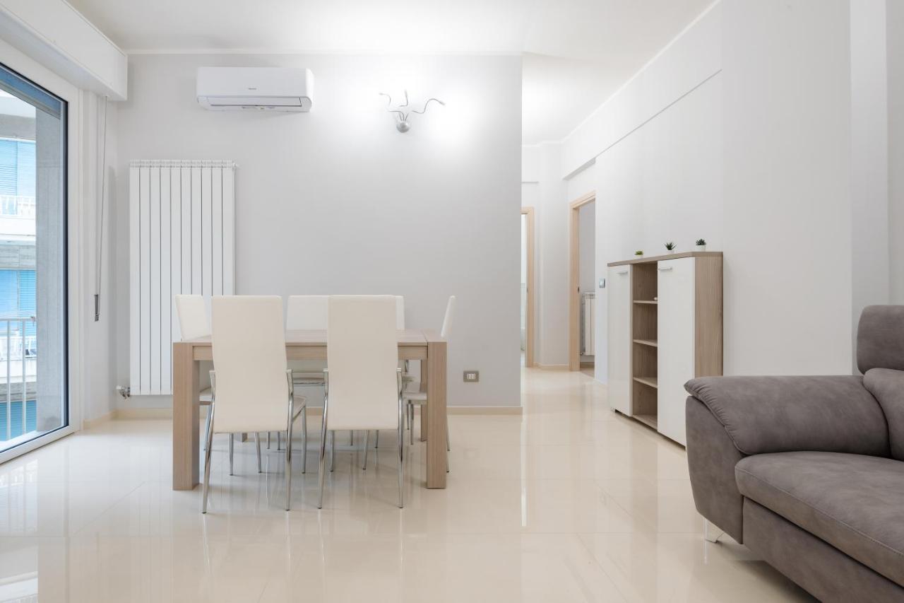 Modern Flat 250 Mt From The Sea - Albissola Marina Apartment ภายนอก รูปภาพ